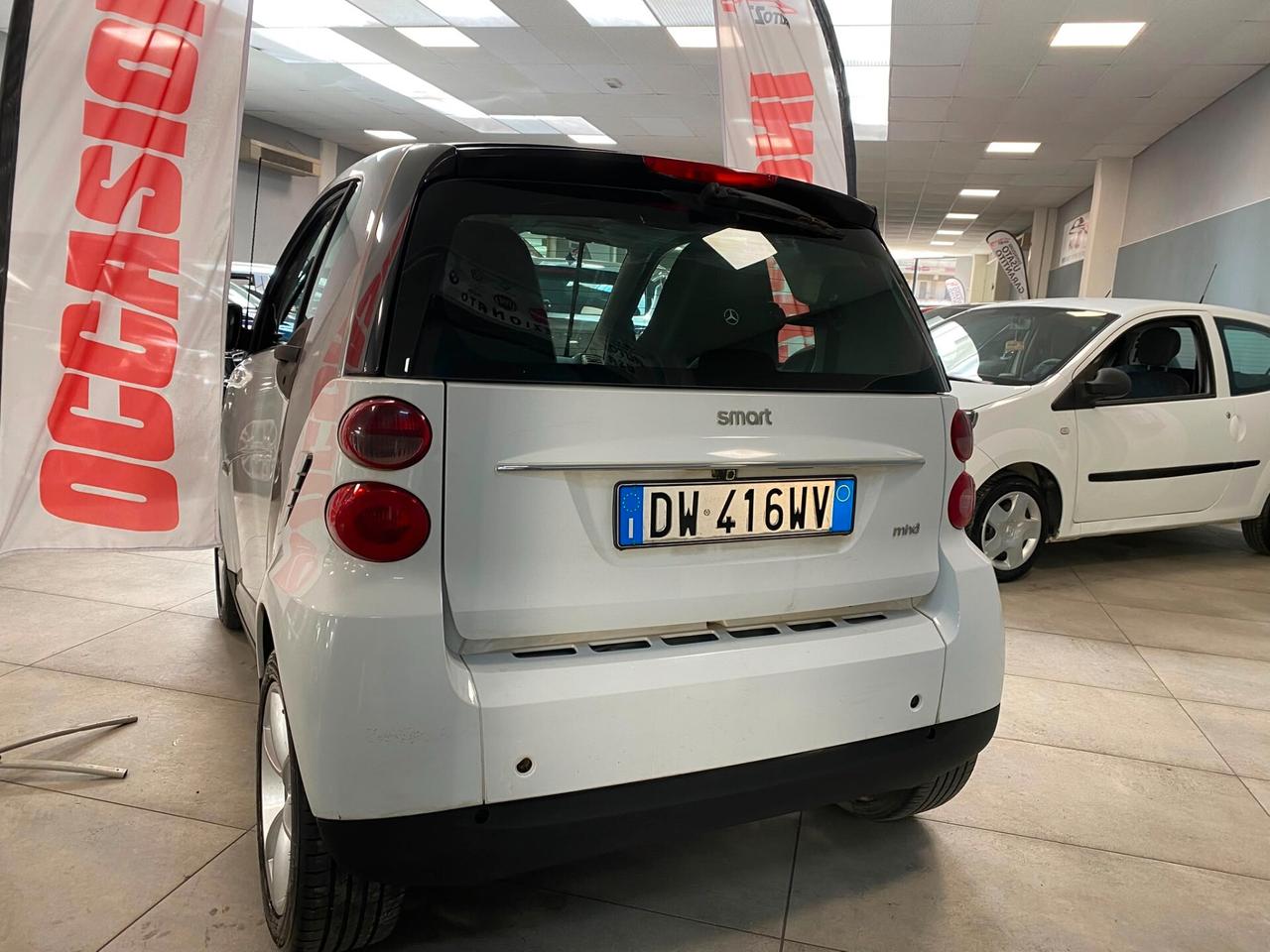 Smart ForTwo 1000 52 kW coupé pure