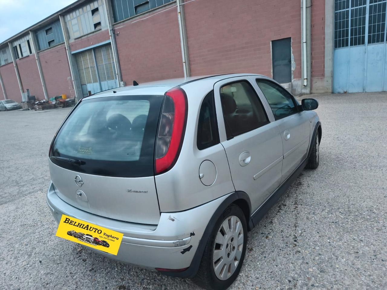 Opel Corsa 2005---1.2 Benzina Neopatentati