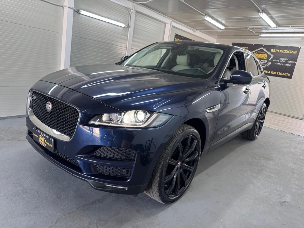 Jaguar F-Pace
