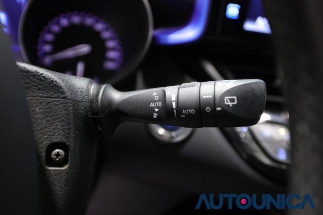 TOYOTA C-HR 1.8 HYBRID E-CVT LOUNGE FARI LED NEOPATENTATI