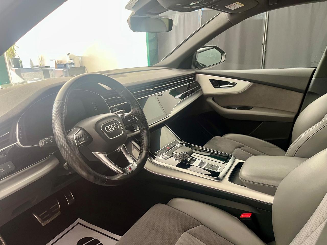 Audi Q8 50 TDI 286 CV quattro tiptronic Sport