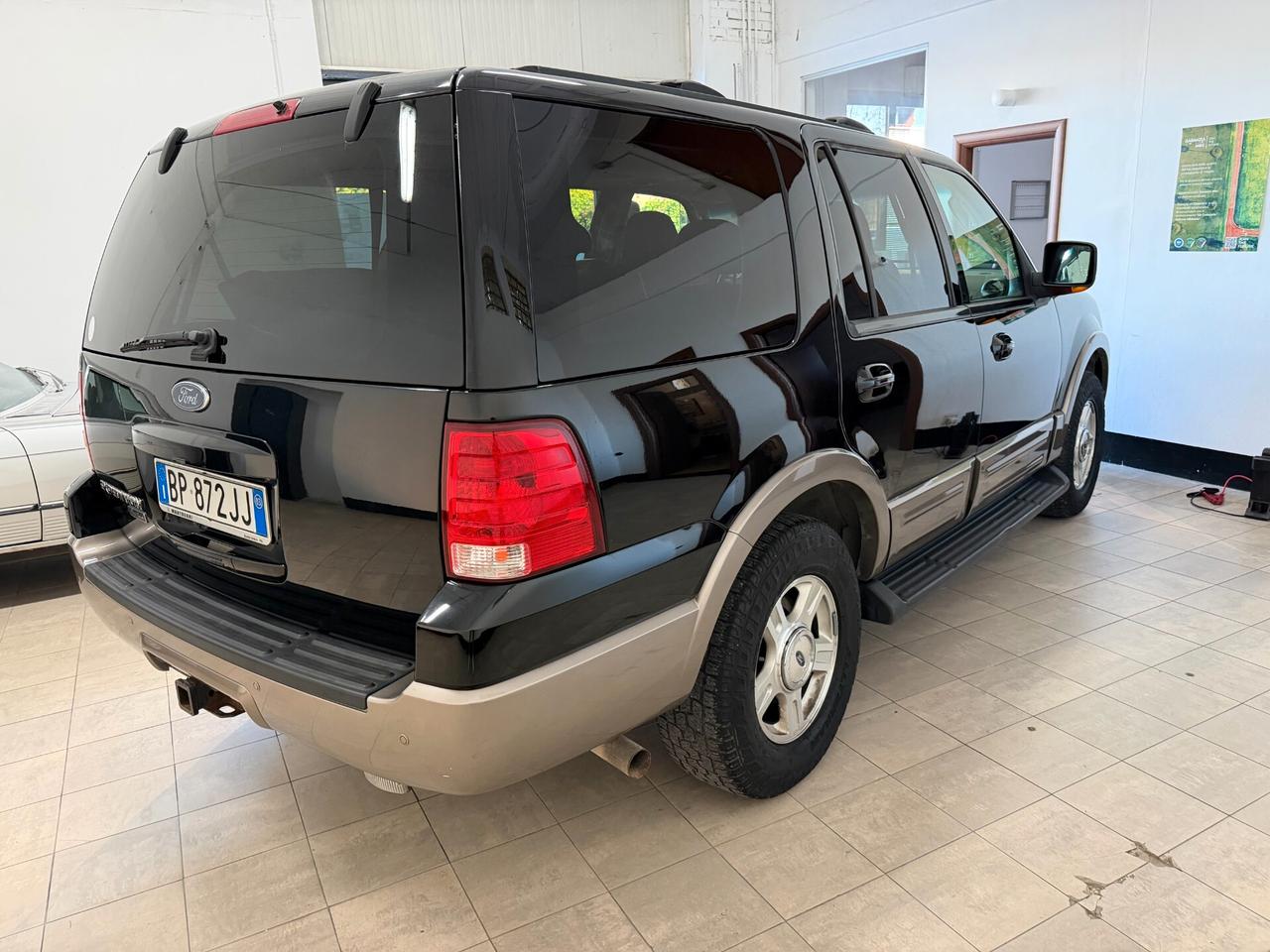 Ford Expedition 2003 5.4 BENZINA 7 POSTI