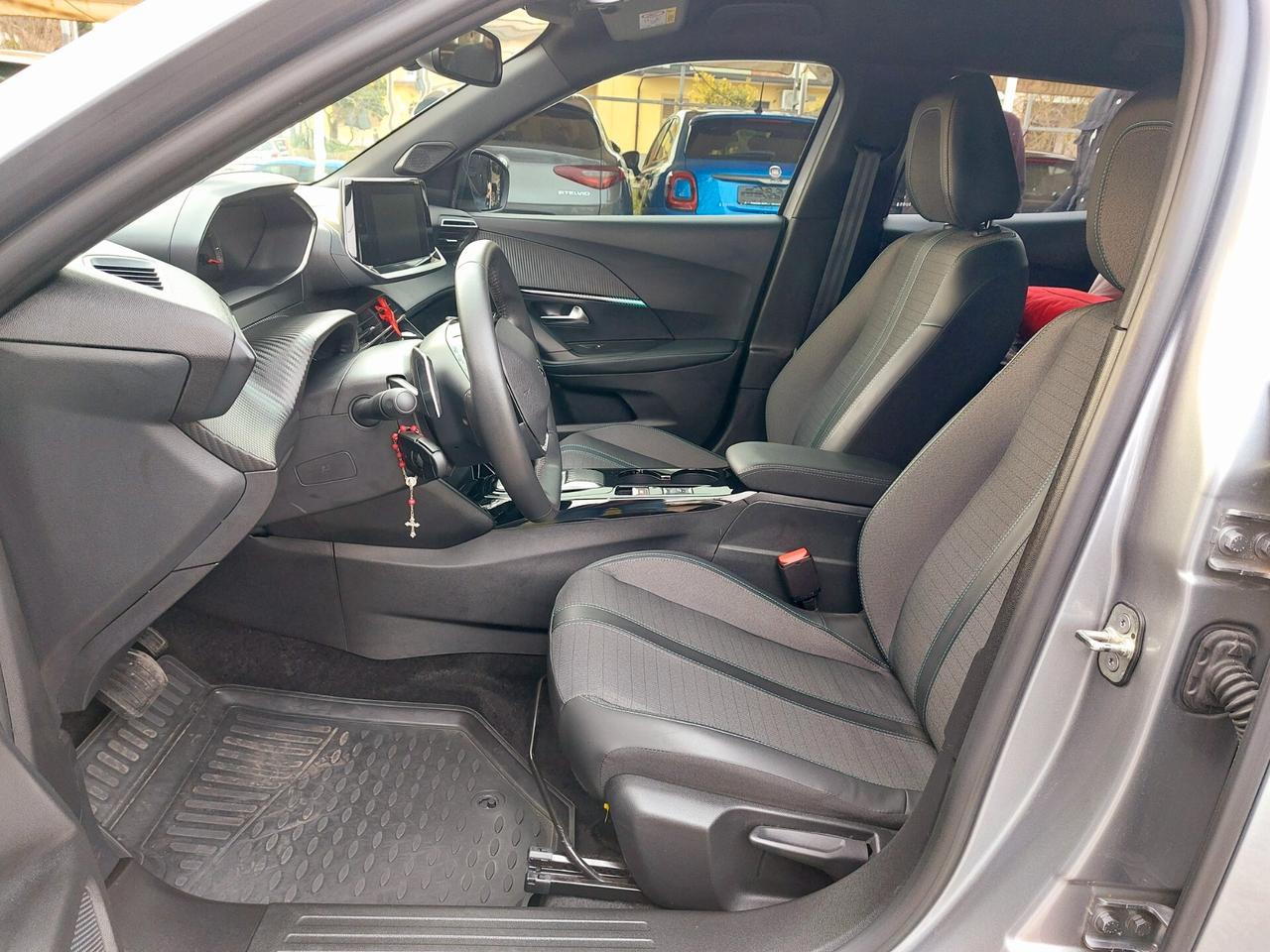 Peugeot 2008 1.5HDi 130 EAT8 All.- 23.000 Km.-2023