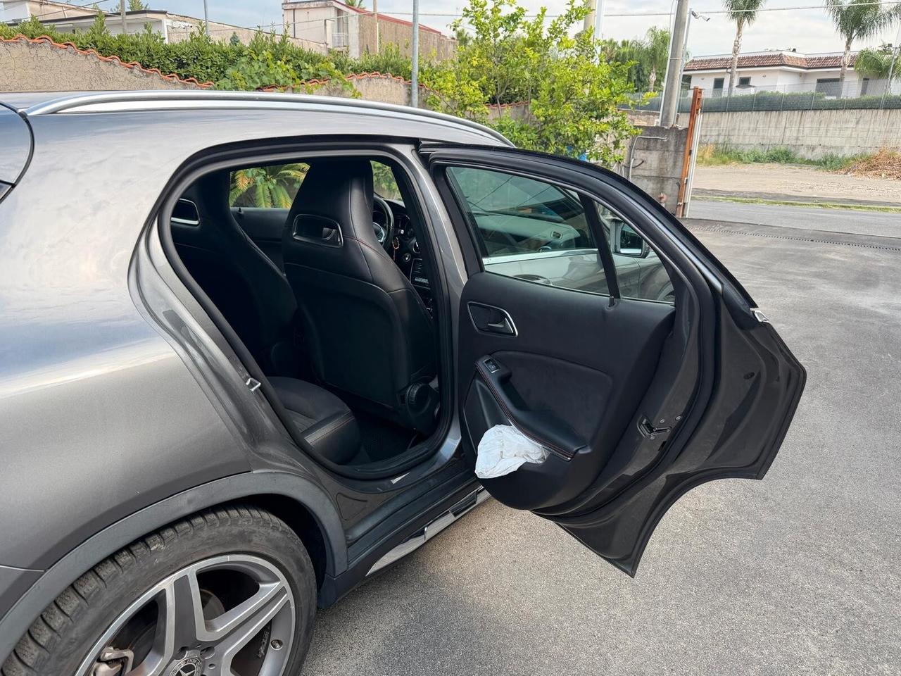 Mercedes-benz GLA 200 d Automatic 4Matic Premium