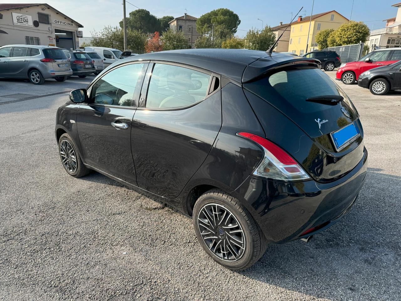 Lancia Ypsilon 1.3 MJT 16V 80 CV 5 porte S&S Gold