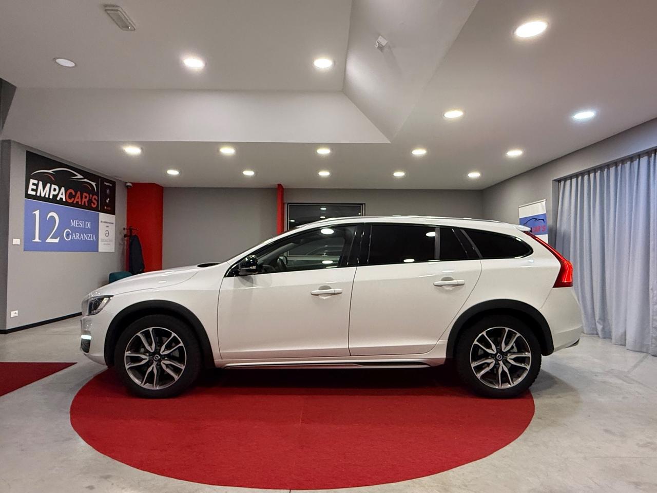 Volvo V60 Cross Country V60 Cross Country D3 Geartronic Summum