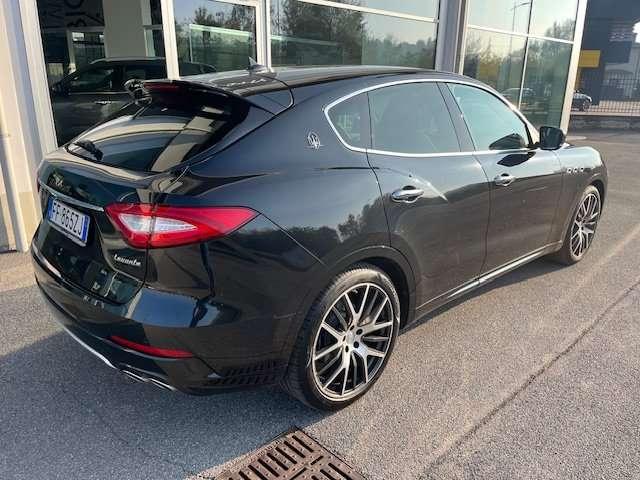 Maserati Levante Levante 3.0 V6 250cv auto