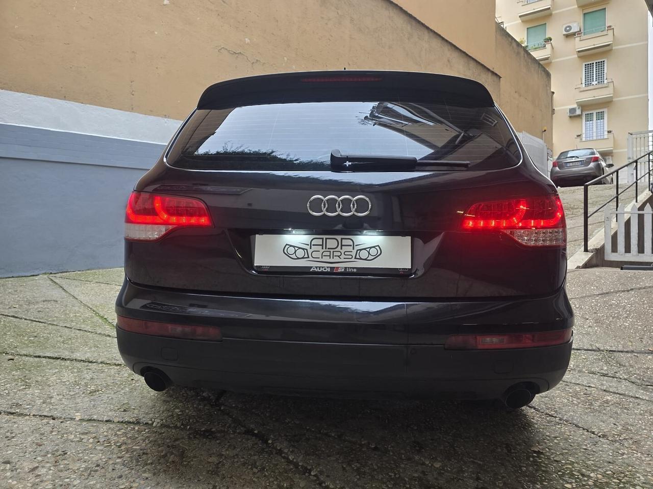AUDI Q7 3.0 TDi S line- 7 POSTI