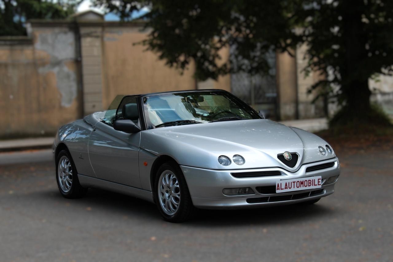 Alfa Romeo GTV Spider 2.0i 16V Twin Spark cat L