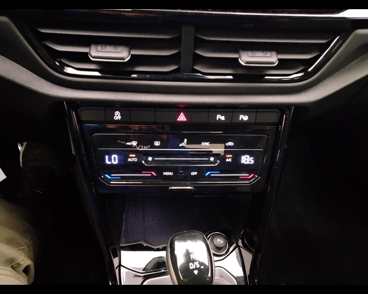 VOLKSWAGEN T-Roc I 2022 - T-Roc 1.5 tsi R-Line dsg