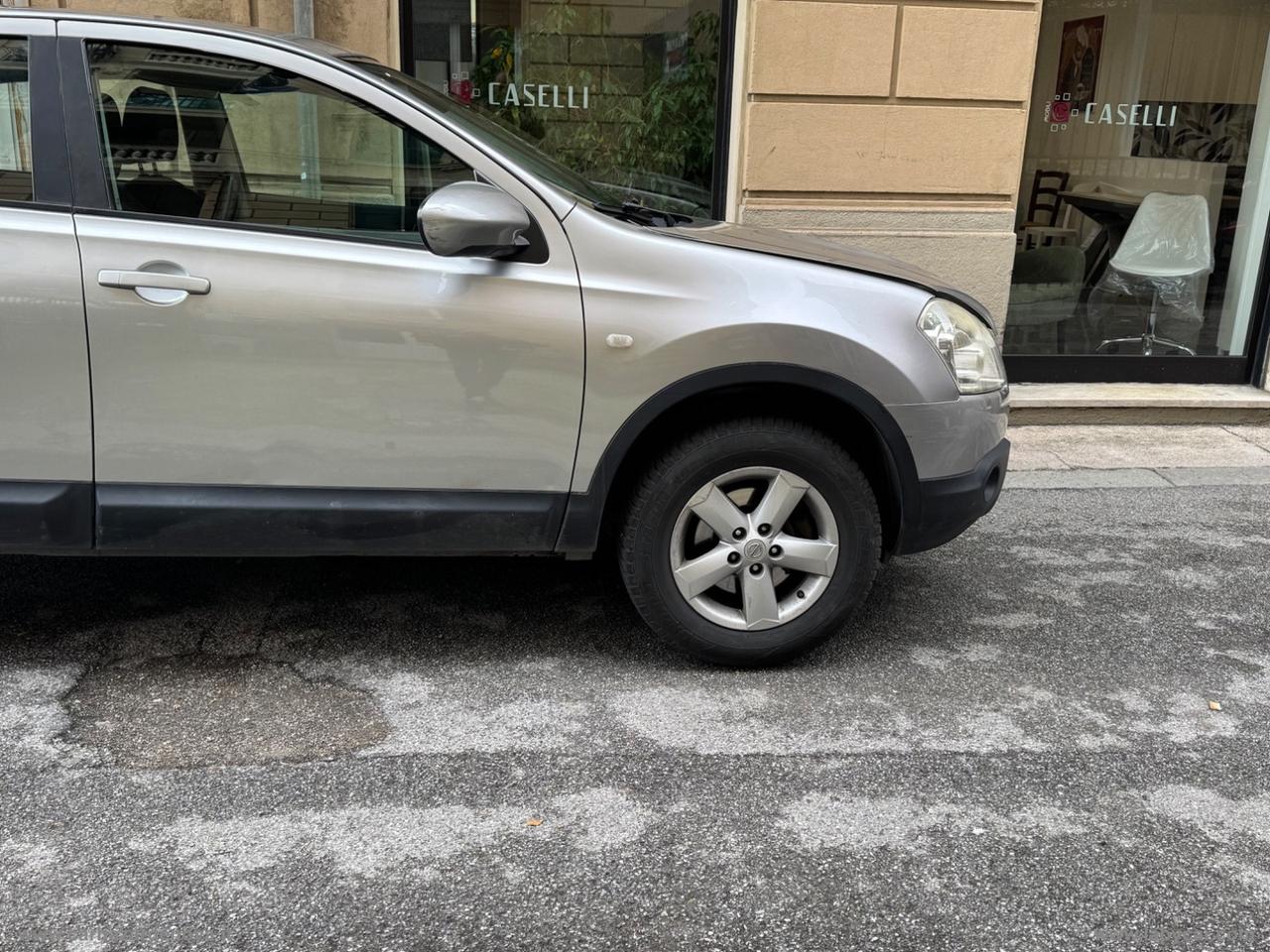 NISSAN Qashqai 2.0 4WD Tekna