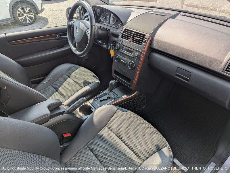 Mercedes-Benz Classe A 160 BLUE EFFICIENCY ''NEOPATENTATI'' - DRIVE+ OUTLET