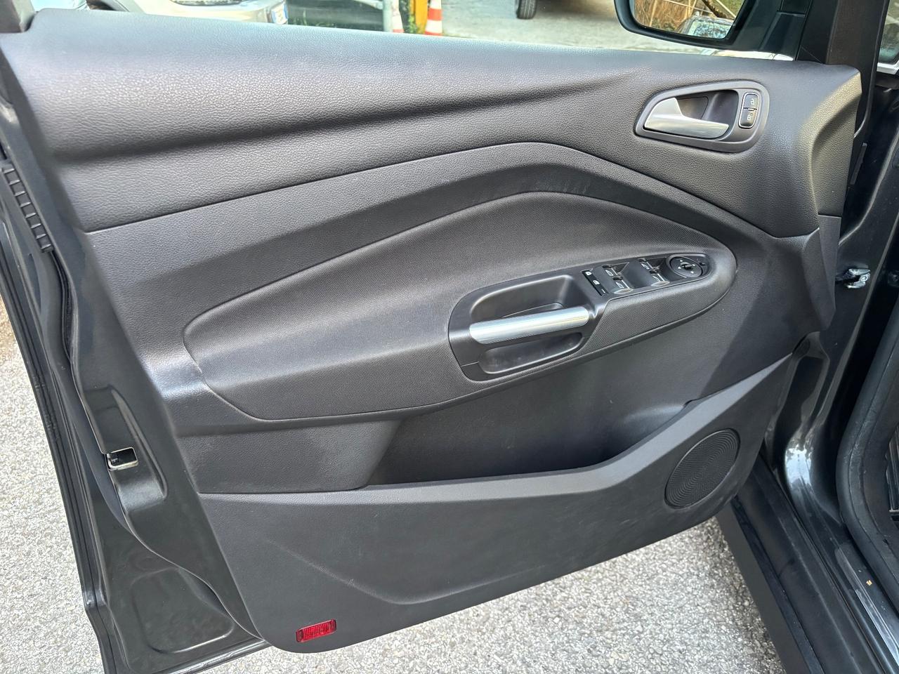 Ford C-Max 1.6 120CV GPL Titanium