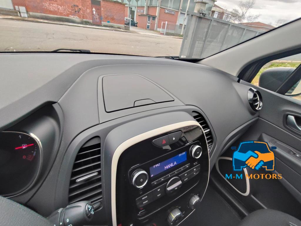 Renault Captur 0.9 tce Life 90cv my18