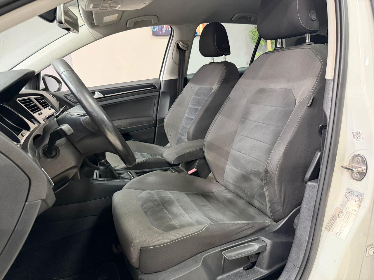 Volkswagen Golf 1.6 TDI 5p. Highline BlueMotion Technology