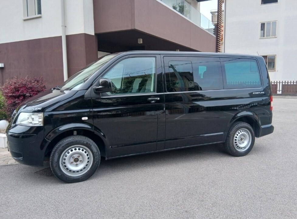 Volkswagen Multivan 2.5 Tdi 130 cv Strartline +gancio e NAvi