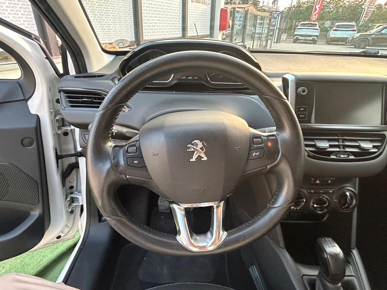 Peugeot 208 1.4 HDi 68 CV 5 porte Allure