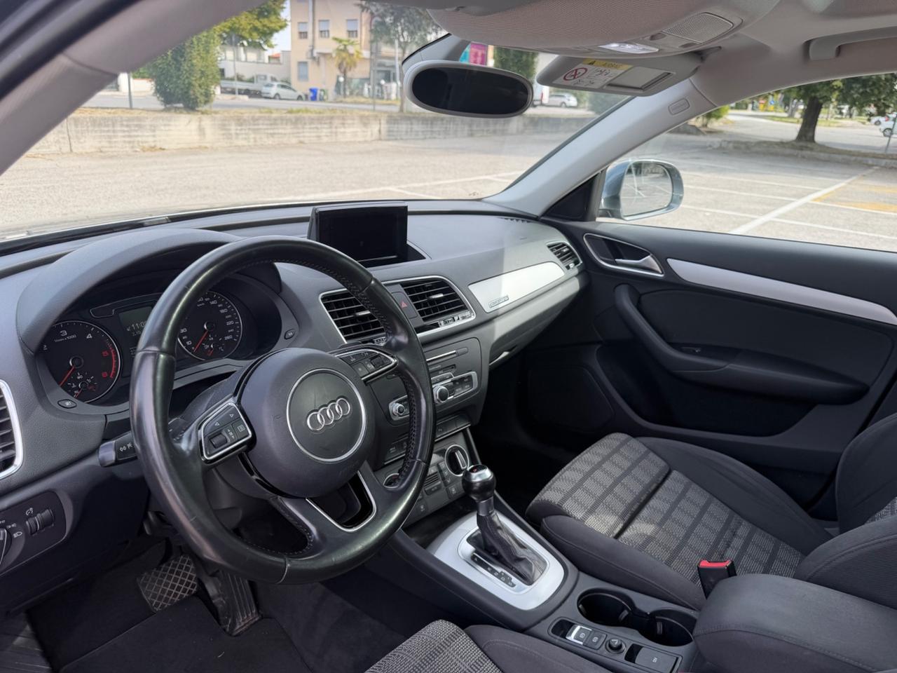 Audi Q3 2.0 TDI 150 CV quattro Business