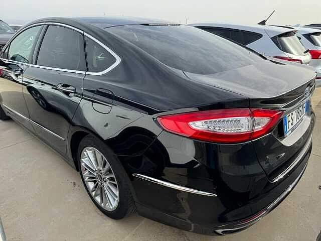 Ford Mondeo Full Hybrid 2.0 187 CV eCVT 4 porte Vignale