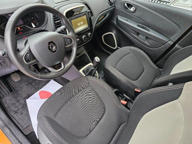 RENAULT Captur 0.9 TCe 12v 90cv - OK NEOPATENTATI - "DA VETRINA"