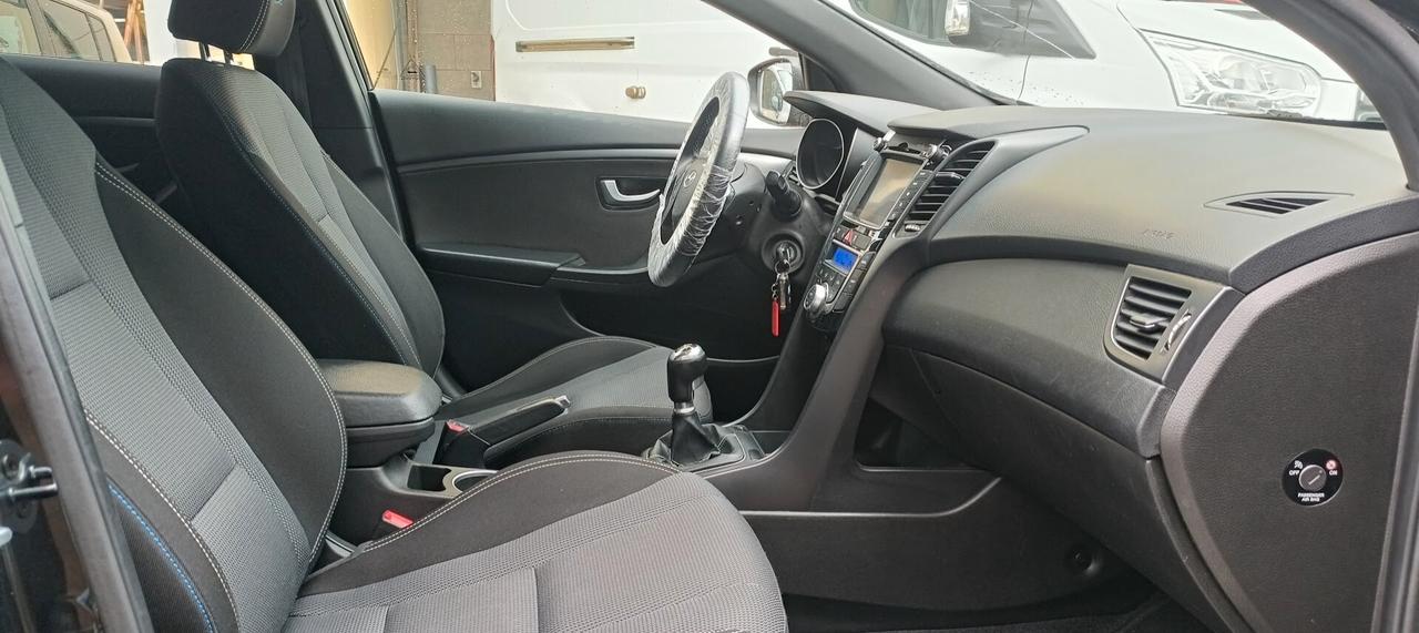 Hyundai i30 Wagon 1.6 CRDi SOLO 120MILA KM PREZZO SOTTO COSTO