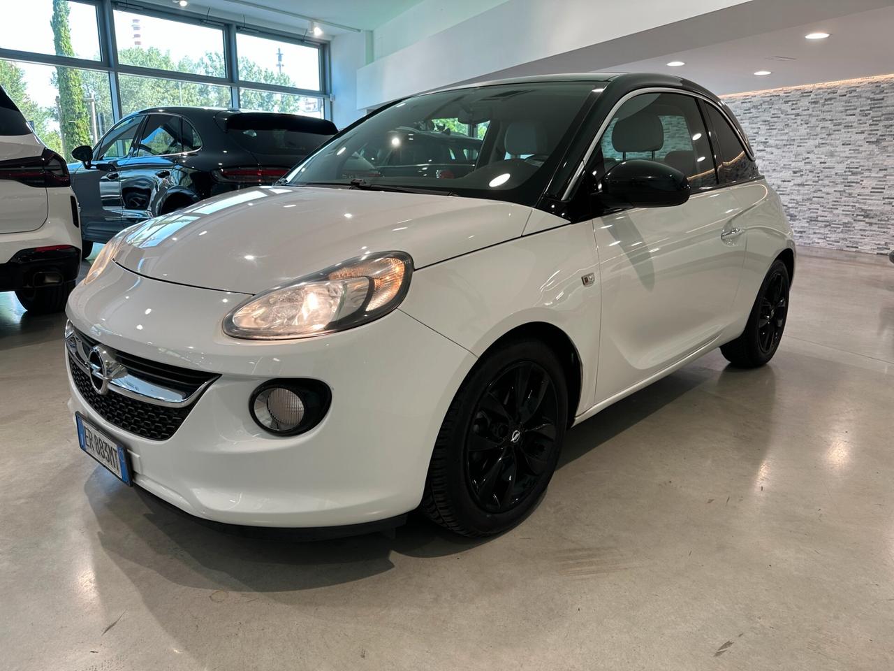 Opel Adam 1.2 70 CV