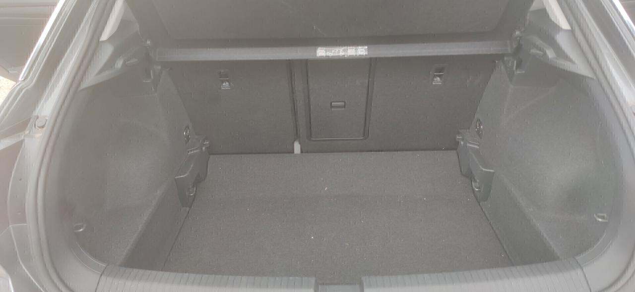 VW T-Roc 2.0 TDI CAMBIO DSG !!66.000km!!