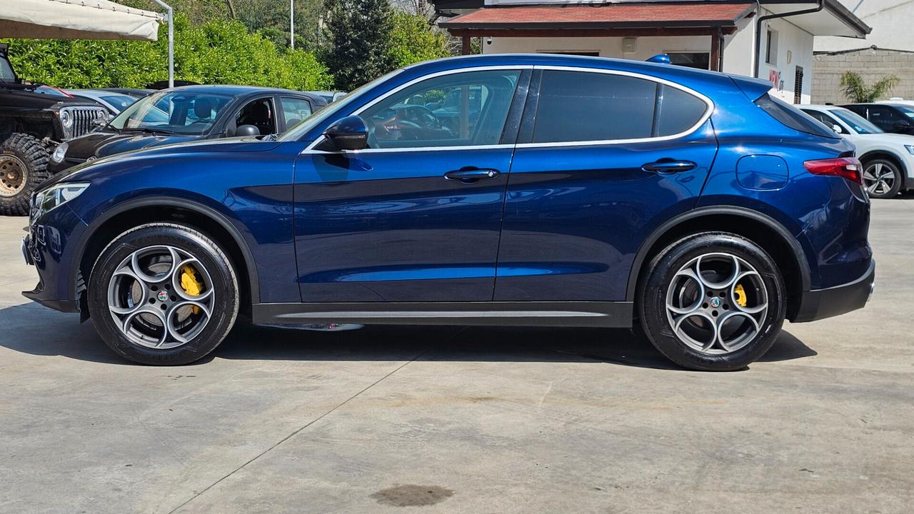 Alfa Romeo Stelvio 2.2 Turbodiesel 210 CV AT8 Q4 Super