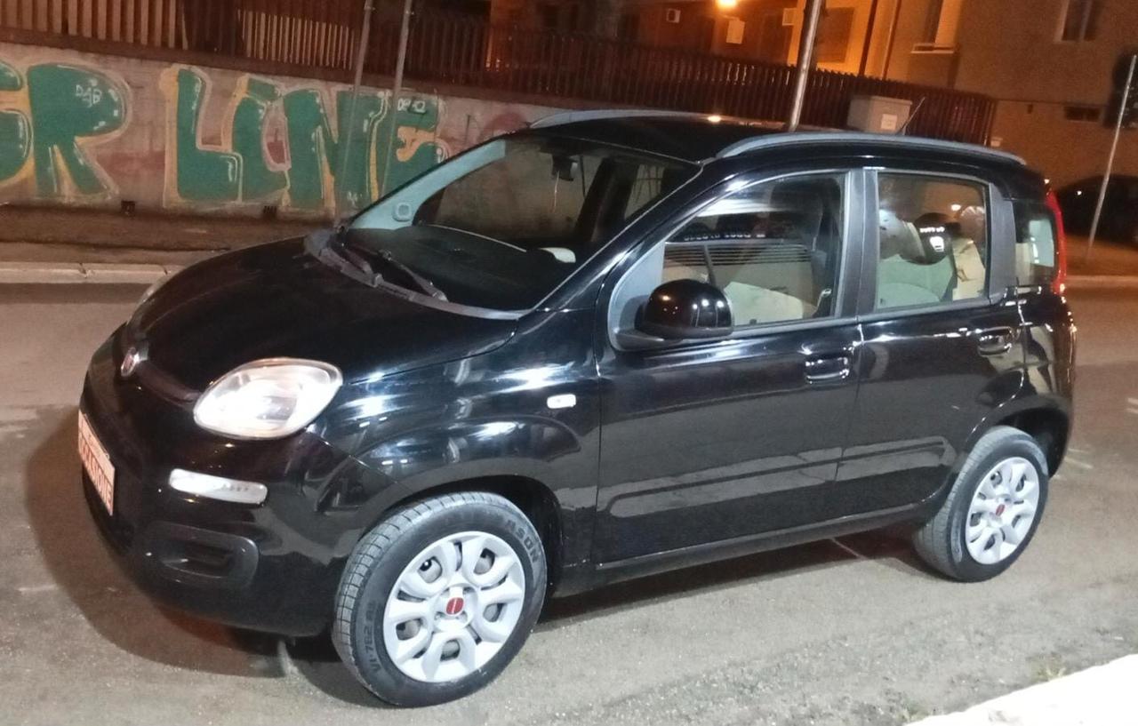 Fiat Panda 0.9 TwinAir Turbo Natural Power Lounge