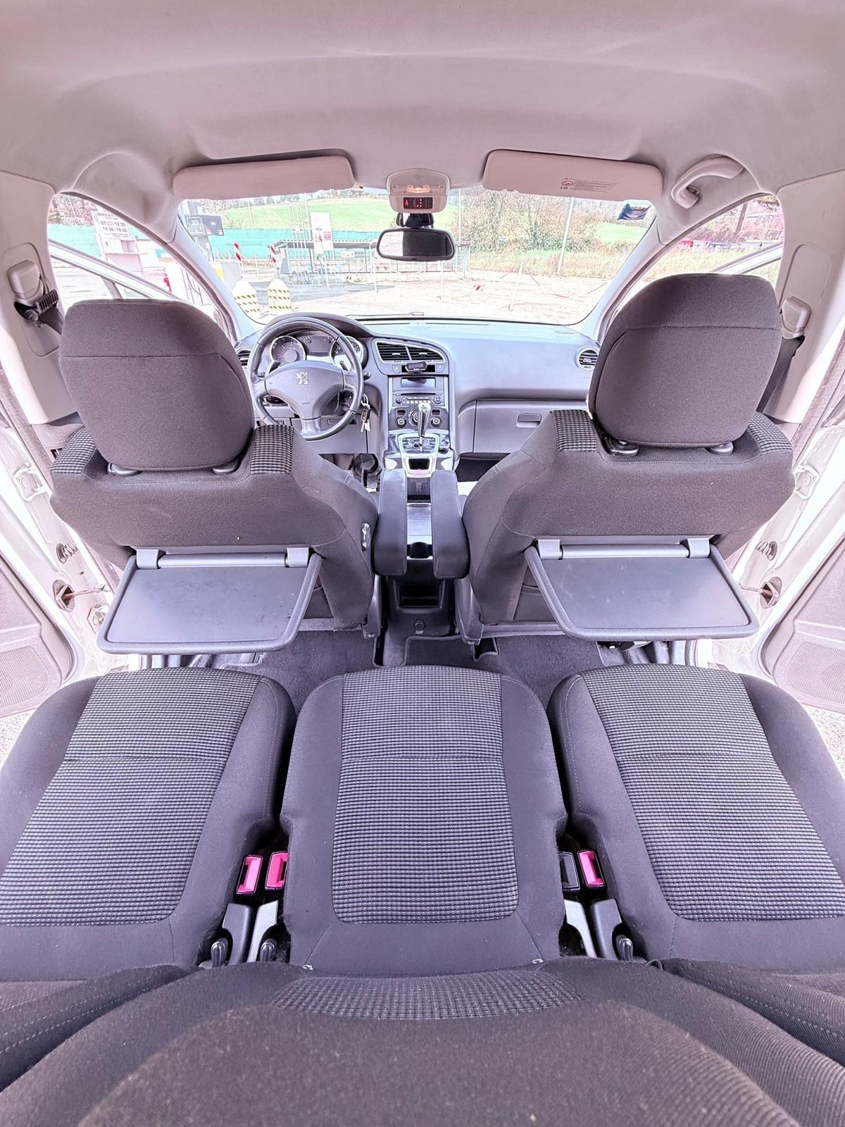 Peugeot 5008 1.6 e-HDi 112CV Stop&Start