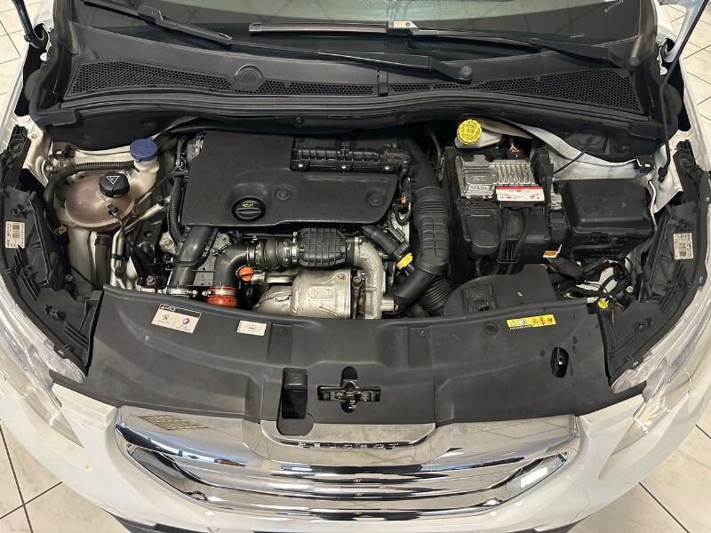 PEUGEOT 2008 1° serie BlueHDi 120 S&S Allure