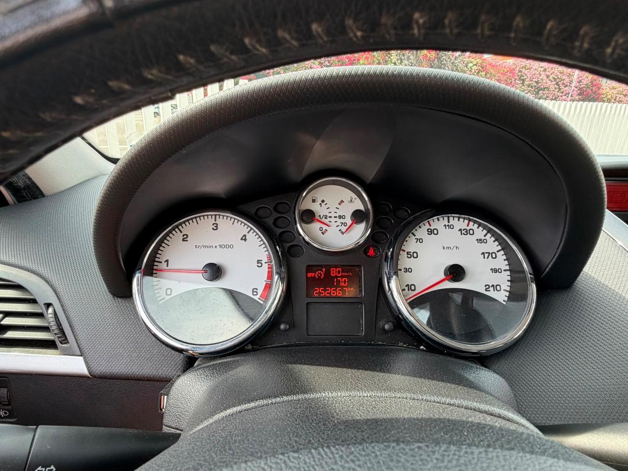 Peugeot 207 1.6 8V HDi 112CV SW Ciel Allure