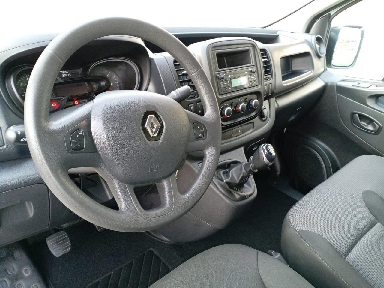 Renault Trafic FURGONE 3 POSTI TRIPLA APERTURA iva esposta
