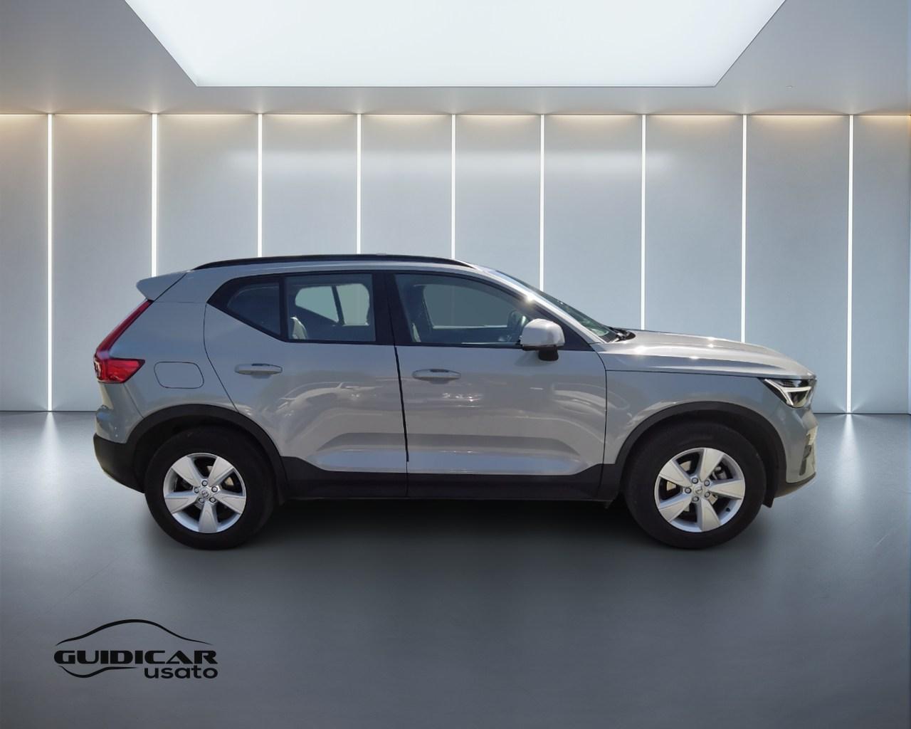 VOLVO XC40 2023 - XC40 1.5 t2 Essential auto