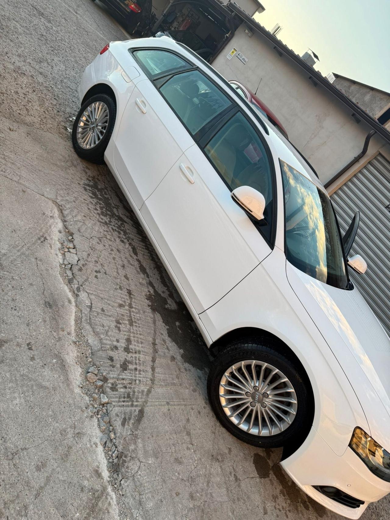 Audi A4 Avant 2.0 TDI 143CV F.AP.