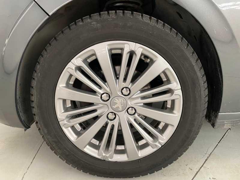 PEUGEOT 208 - 208 1.2 puretech Allure 82cv 5p