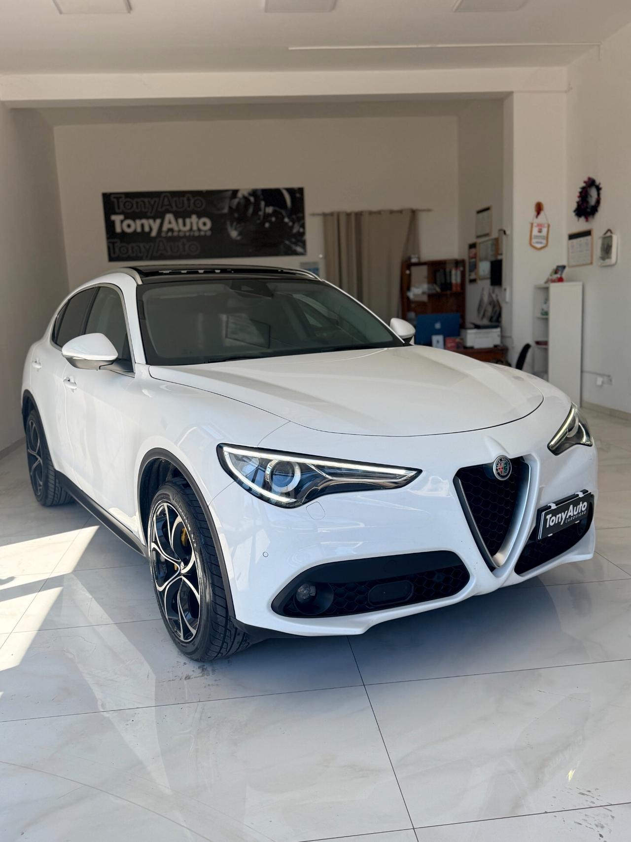 Alfa Romeo Stelvio 2.2 t Super Q4 210cv auto TETTO APRIBILE,TELECAMERA,SEDILI RISCALDABILI,NAVI,ANDROID AUTO,BLOCK SHAF