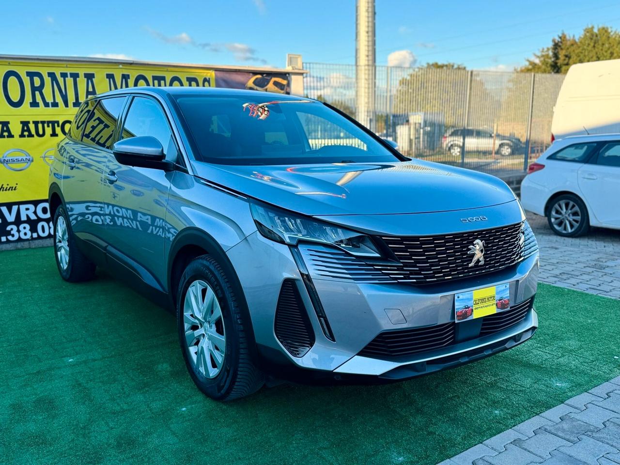 Peugeot 5008 1.5 131cv EAT8 Anno 03/2021 Permute Garanzia Finanziamenti