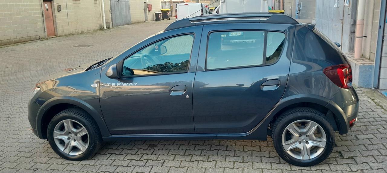 Dacia Sandero Stepway 0.9 TCe 90cv E6 NeopatentatiOK
