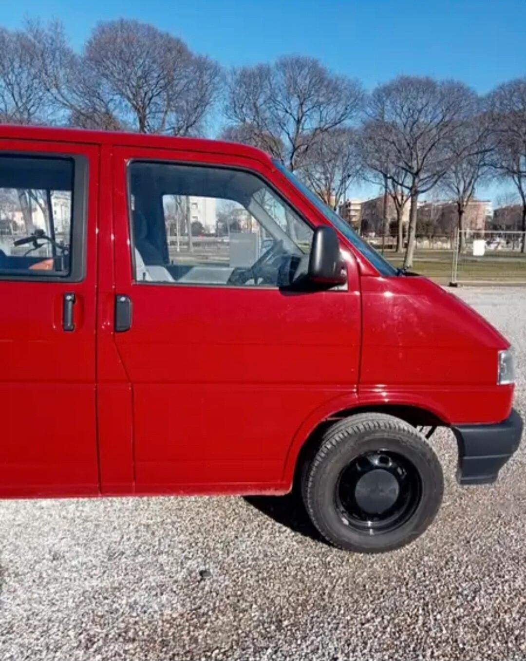 Volkswagen T4 nr. 9 posti, anno 92