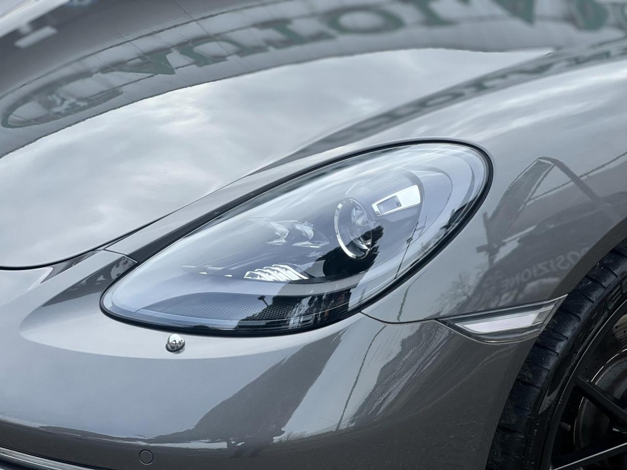 Porsche 718 Cayman 2.0 300cv pdk