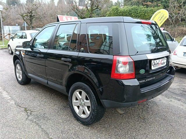 LAND ROVER Freelander 2.2 TD4 S.W. SE