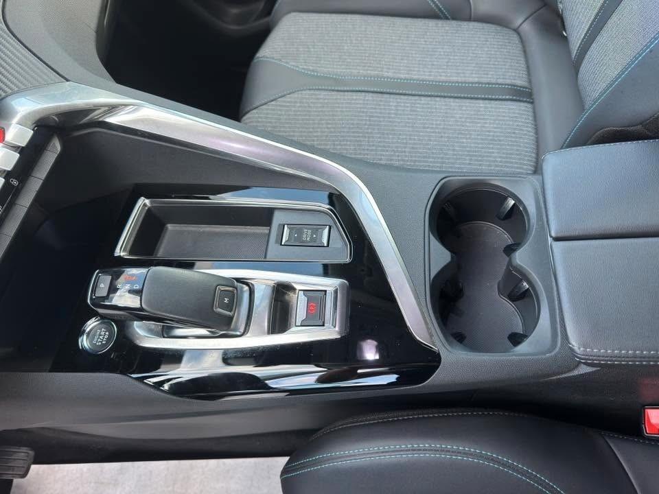 Peugeot 3008 BlueHDi 130 S&S EAT8 Allure