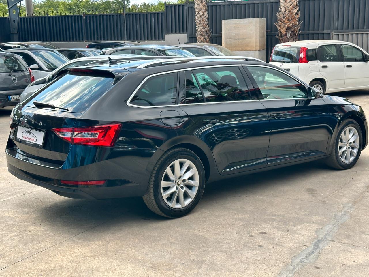Skoda Superb 2.0 TDI EVO 150 CV SCR DSG Wagon Executive