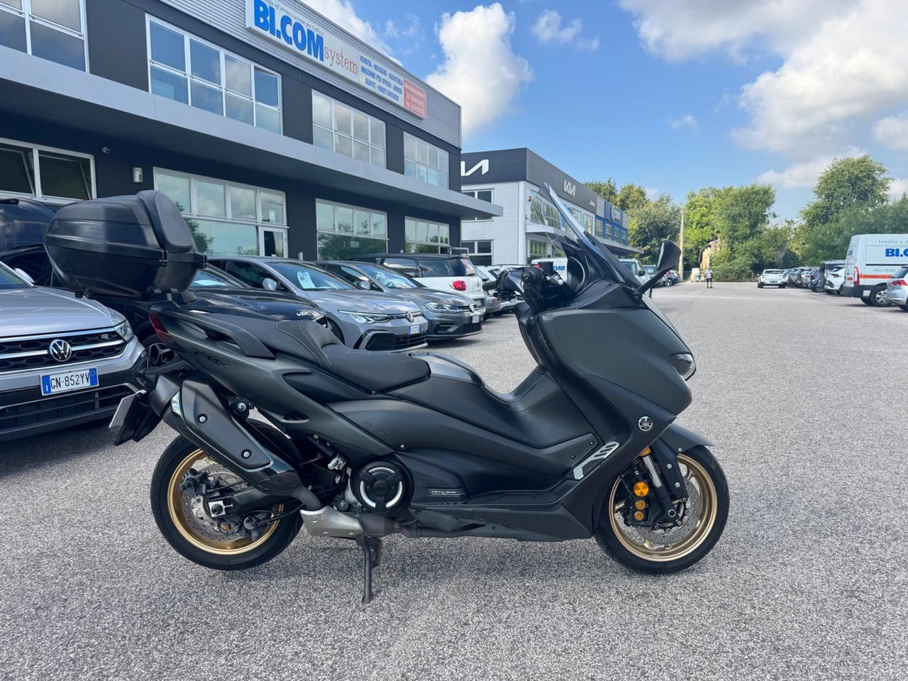 YAMAHA T-MAX 560 TECH ABS 35KW
