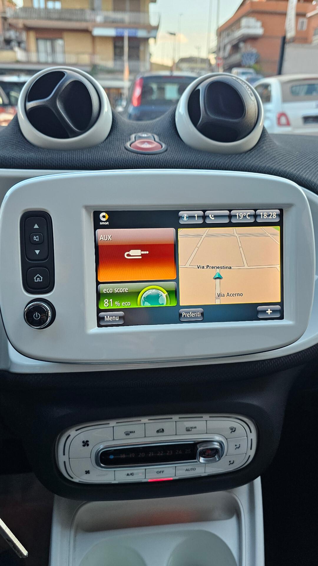 Smart Forfour 70 1.0 twinamic Passion NAV RETROCAM SENSORI CARVERTICAL OK