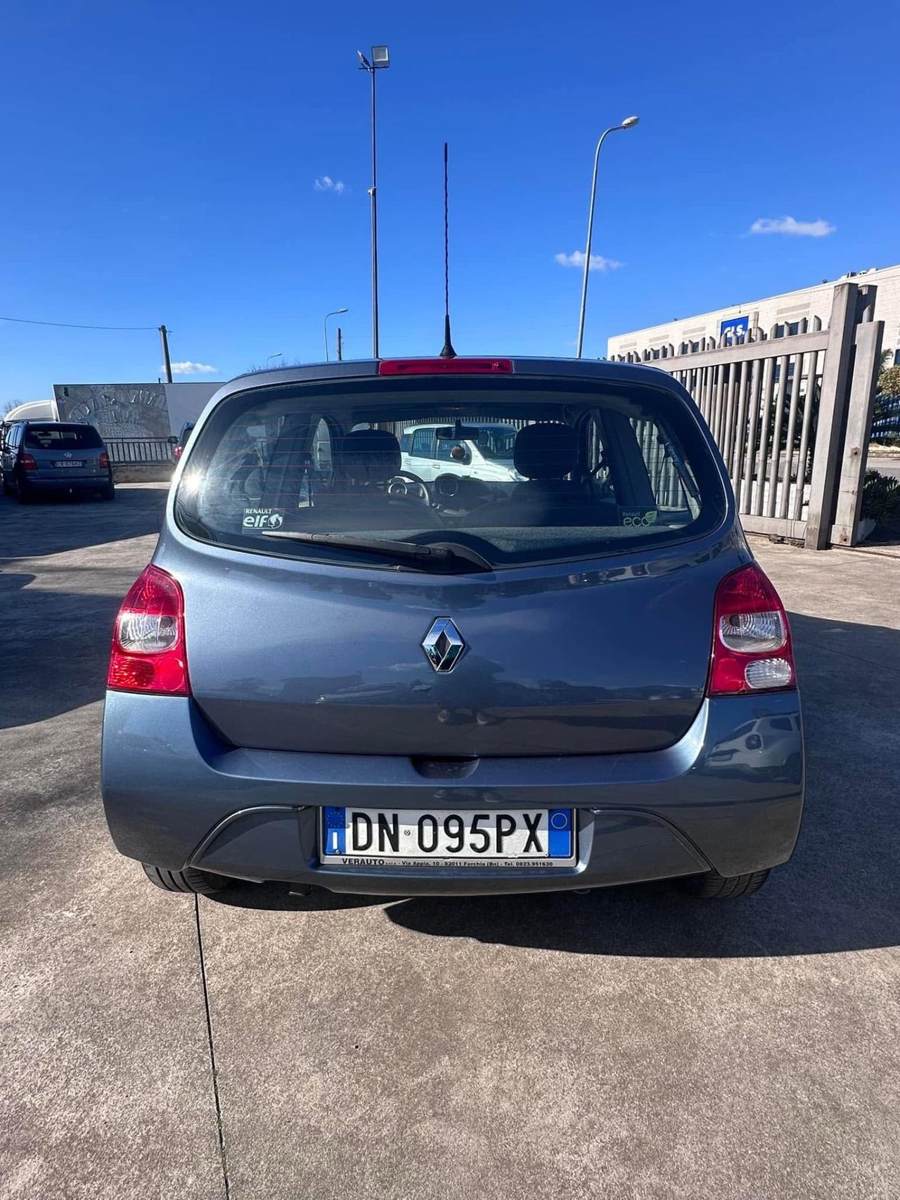 RENAULT TWINGO (anno 2008)