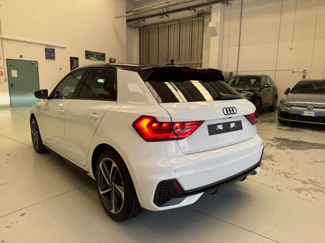 AUDI A1 SPB 30 TFSI S-Tronic Identity Black S-Line KM.0
