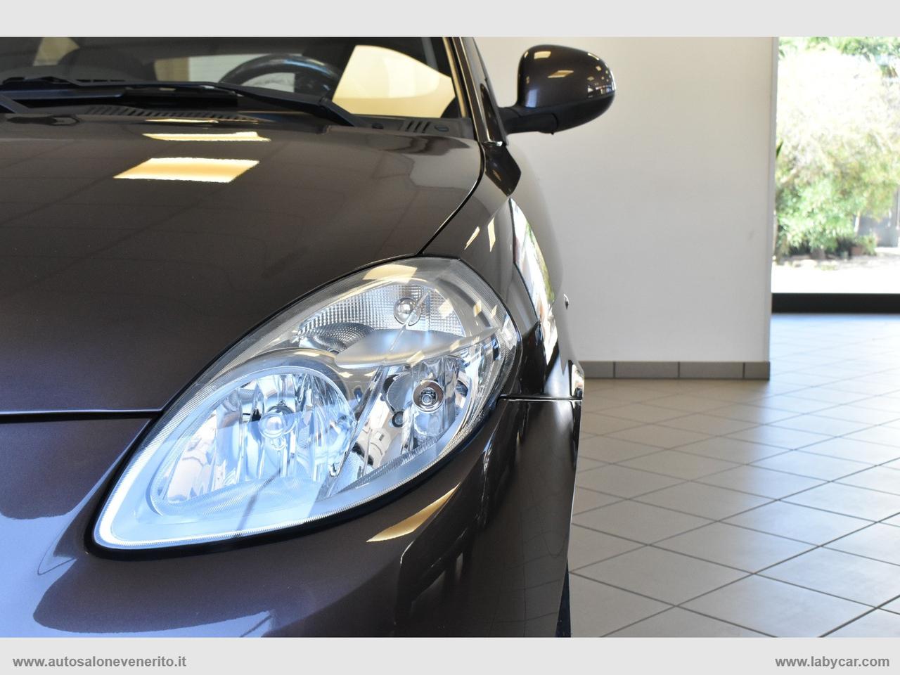 LANCIA Ypsilon 1.2 Versus