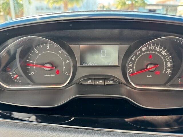 Peugeot 208 1.4 HDi 68 CV 5 porte Active